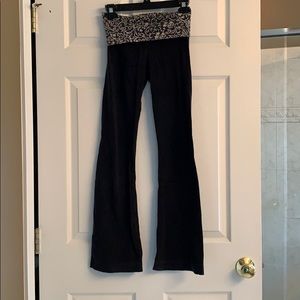 Hard tail yoga pants